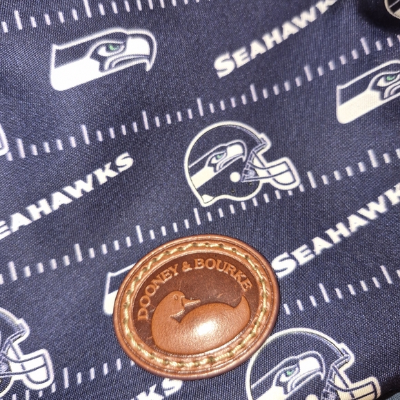 Dooney & Bourke Navy Seattle Seahawks Crossbody Belt Bag - Picture 2 of 2